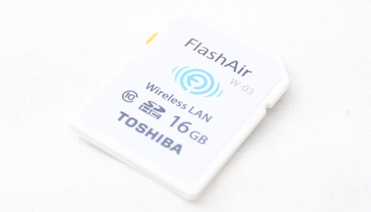 カメラにwi Fi機能を付加 Toshiba Flashair Sdカードについて カメラ転売に必須のアイテム Shoichiblog